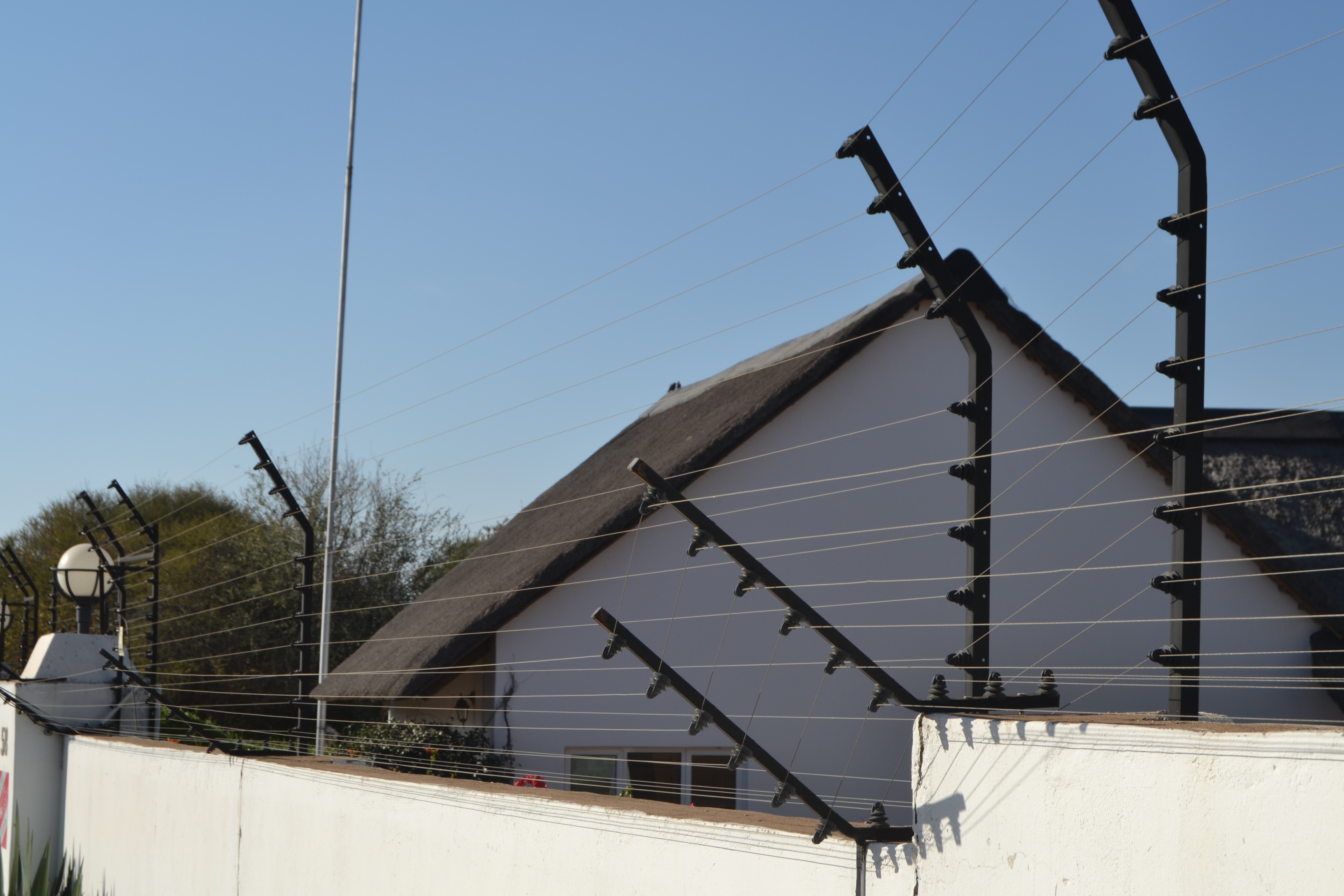 Electric Fencing Manase